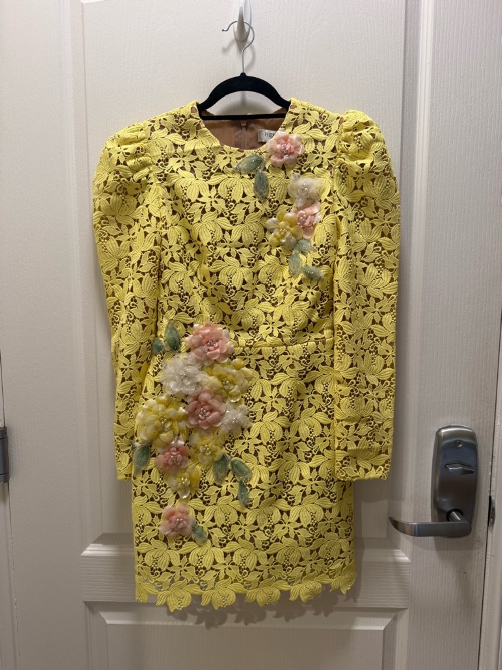 Helsi Angelina Floral Appliqué Long Sleeve Lace Cocktail Minidress Size XS NWT - Picture 6 of 8